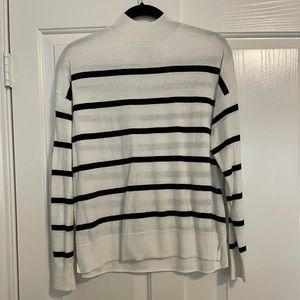 Black and white striped Sweater
